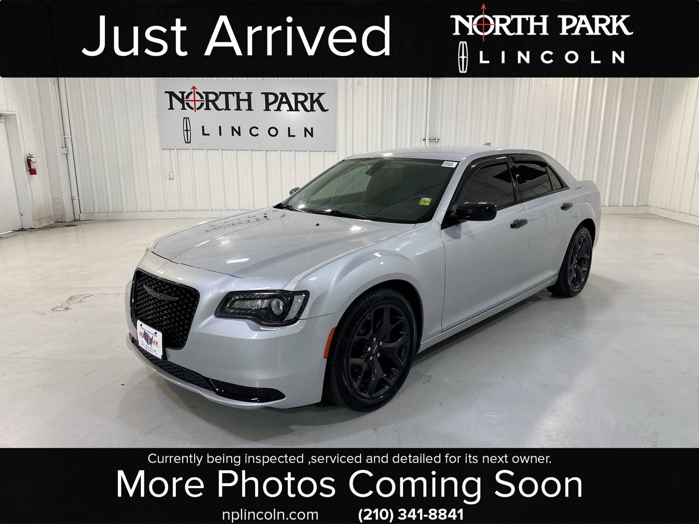 2021 Chrysler 300 Touring — Sedan — 23,197 mi — San Antonio, TX