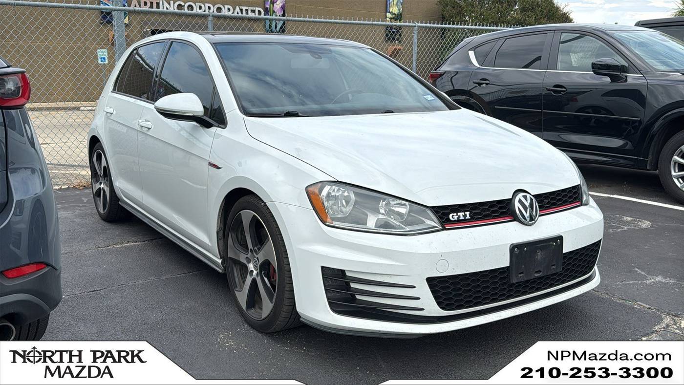 2015 Volkswagen Golf GTI SE — Hatchback — 132,420 mi — San Antonio, TX