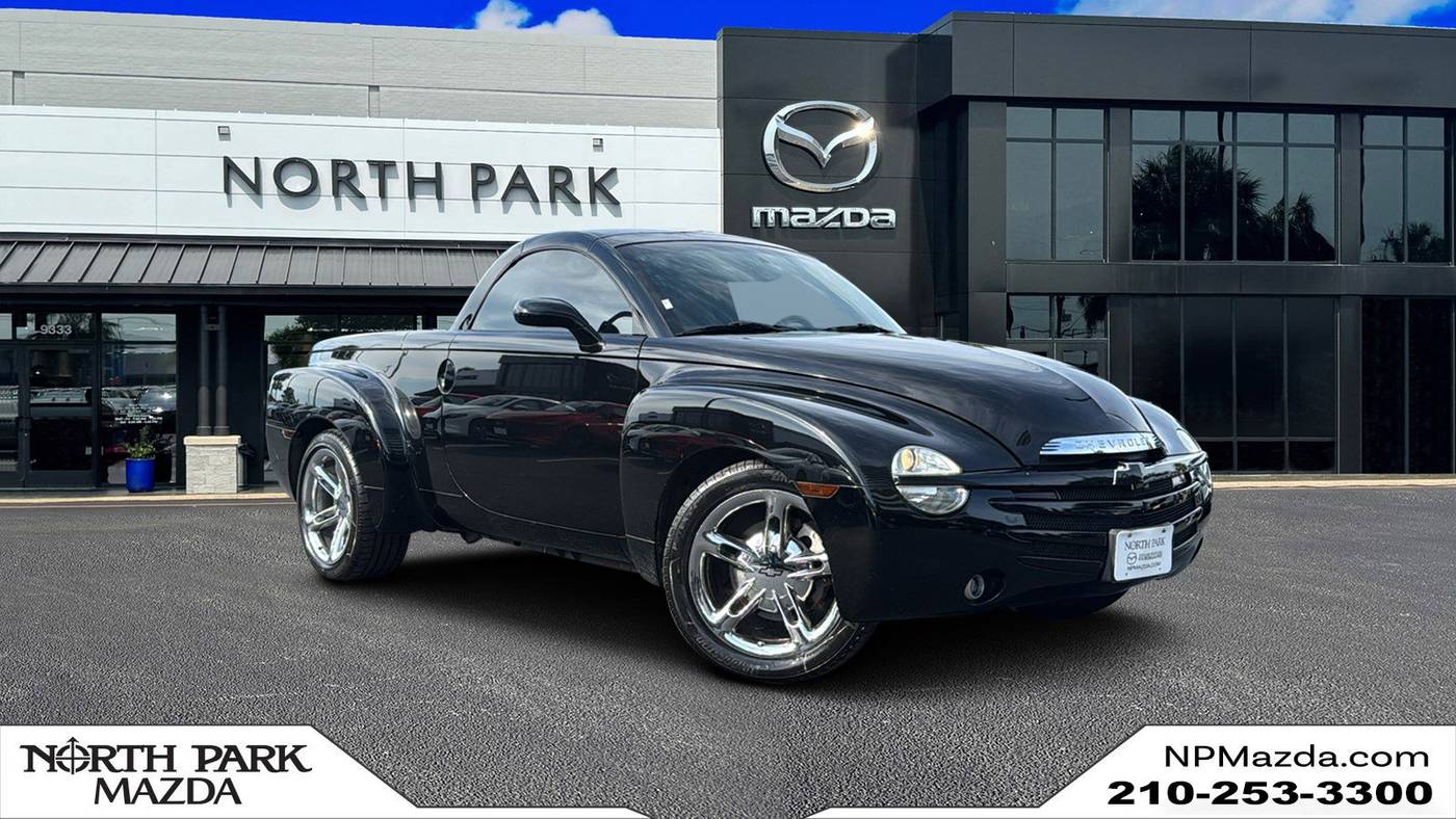 2005 Chevrolet SSR LS — Pickup Truck — 34,156 mi — San Antonio, TX