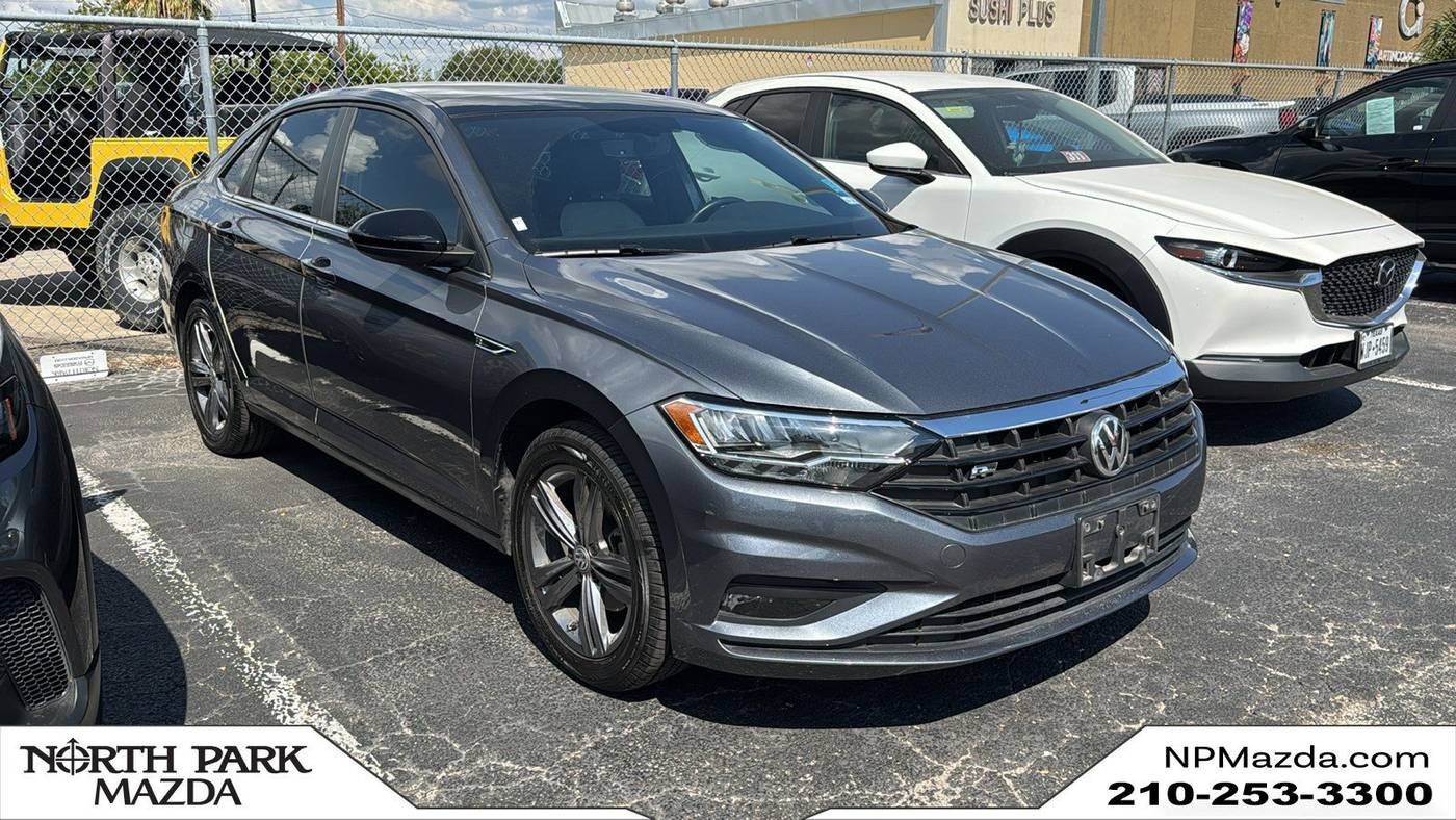 2019 Volkswagen Jetta R-Line — Sedan — 30,421 mi — San Antonio, TX