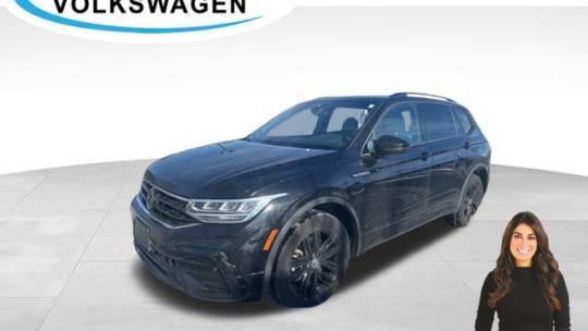 2022 Volkswagen Tiguan SE R-Line Black — SUV — 29,051 mi — Northampton, MA