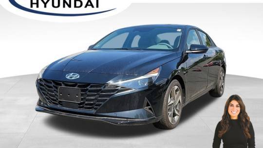 2023 Hyundai Elantra SEL — Sedan — 5,956 mi — Northampton, MA