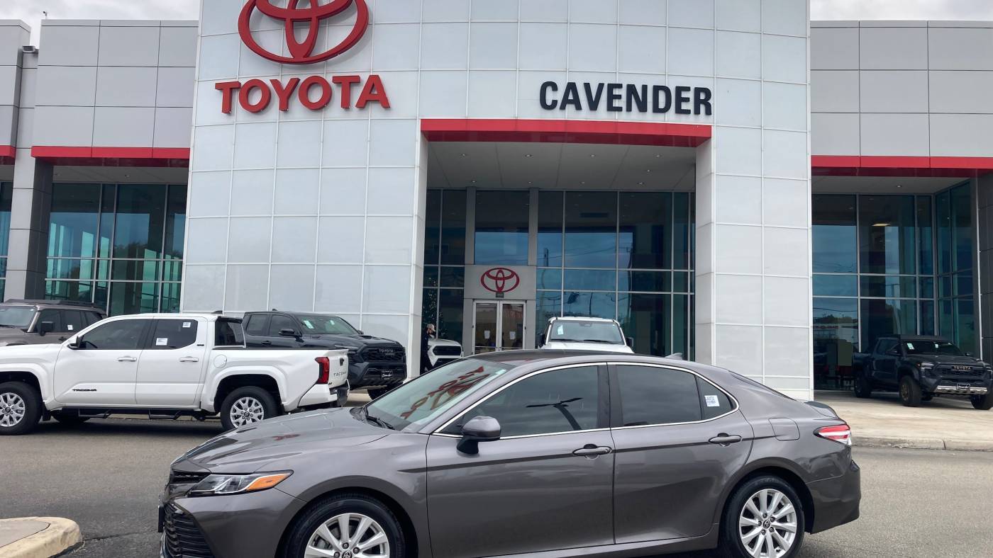2020 Toyota Camry LE — Sedan — 53,786 mi — San Antonio, TX