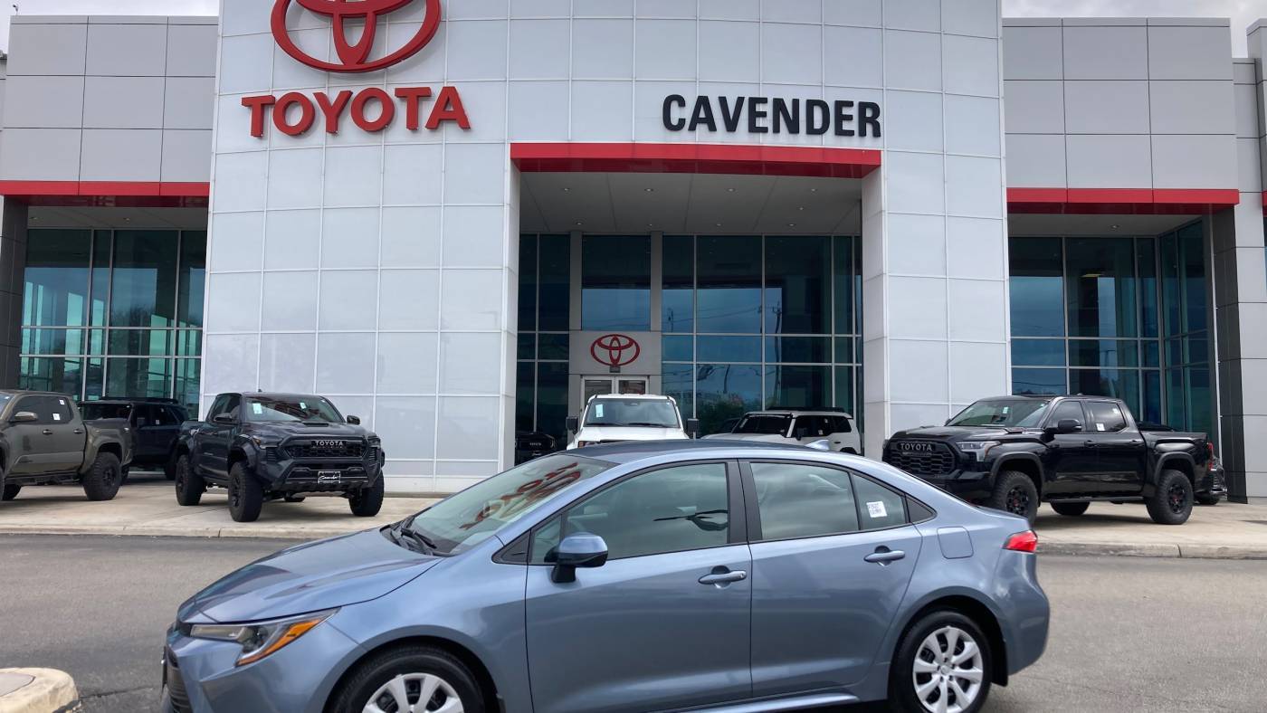 2025 Toyota Corolla LE — Sedan — 207 mi — San Antonio, TX