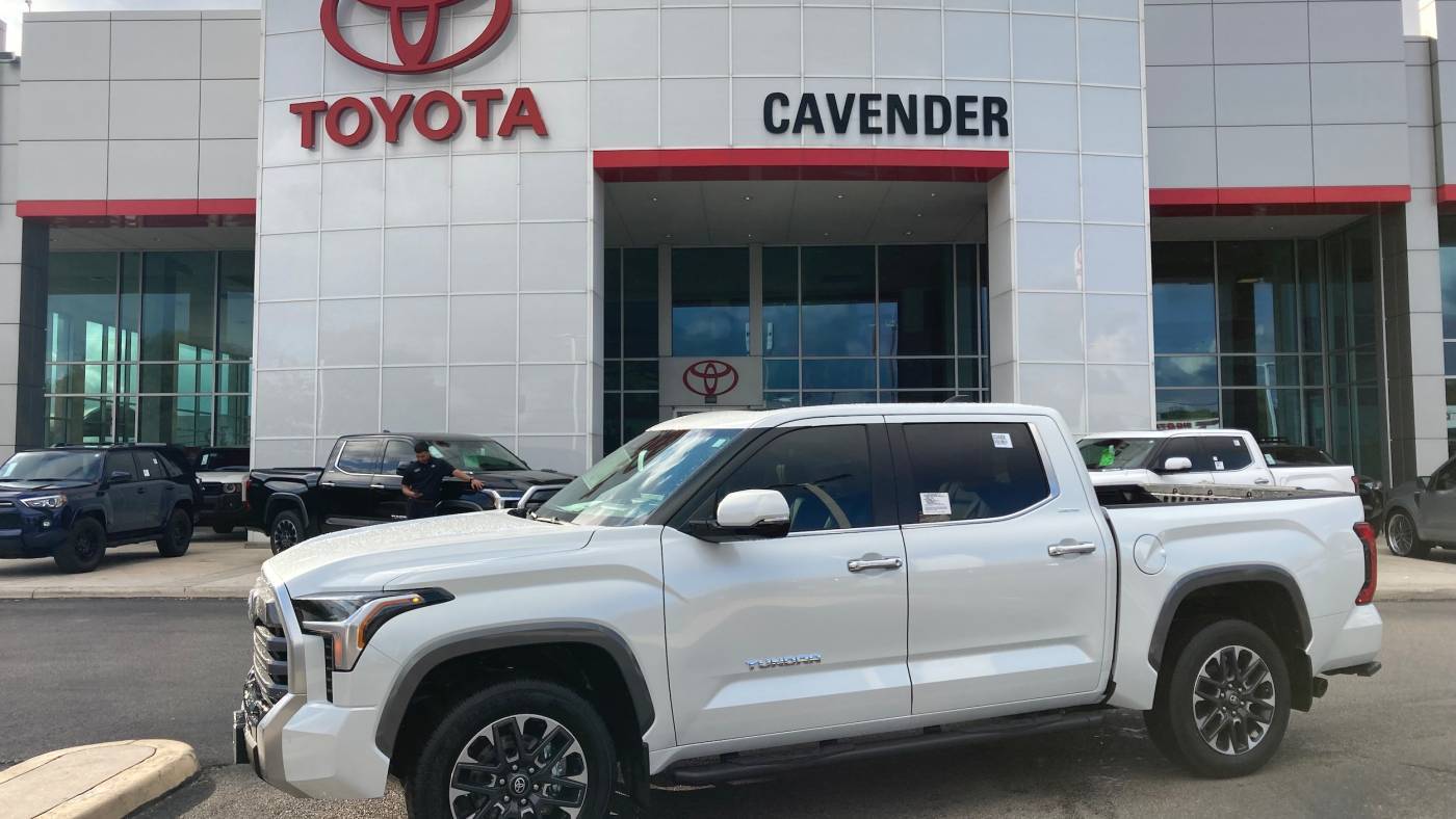 2025 Toyota Tundra Limited — Pickup Truck — 13,486 mi — San Antonio, TX