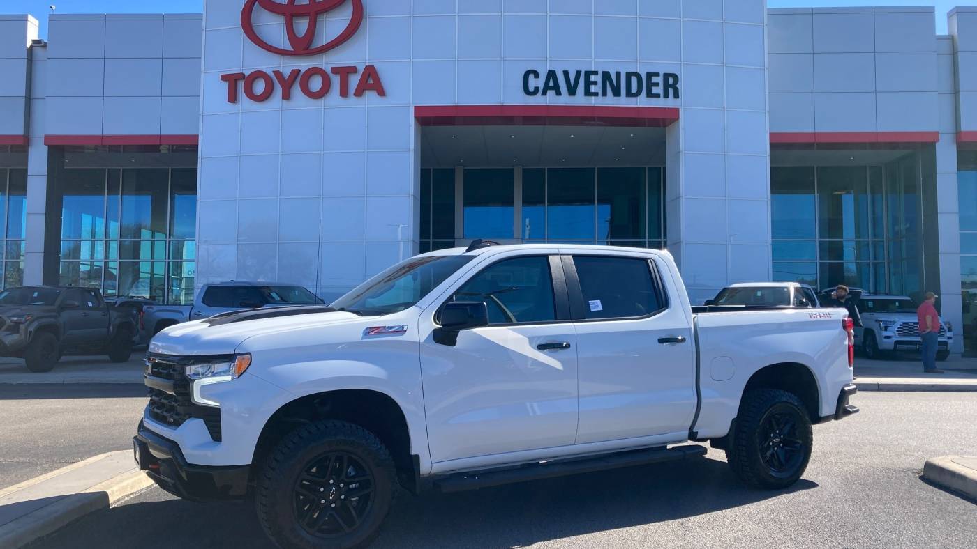 2024 Chevrolet Silverado 1500 LT Trail Boss — Pickup Truck — 14,036 mi — San Antonio, TX