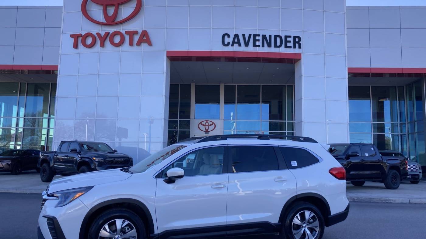 2024 Subaru Ascent Premium — SUV — 10,404 mi — San Antonio, TX