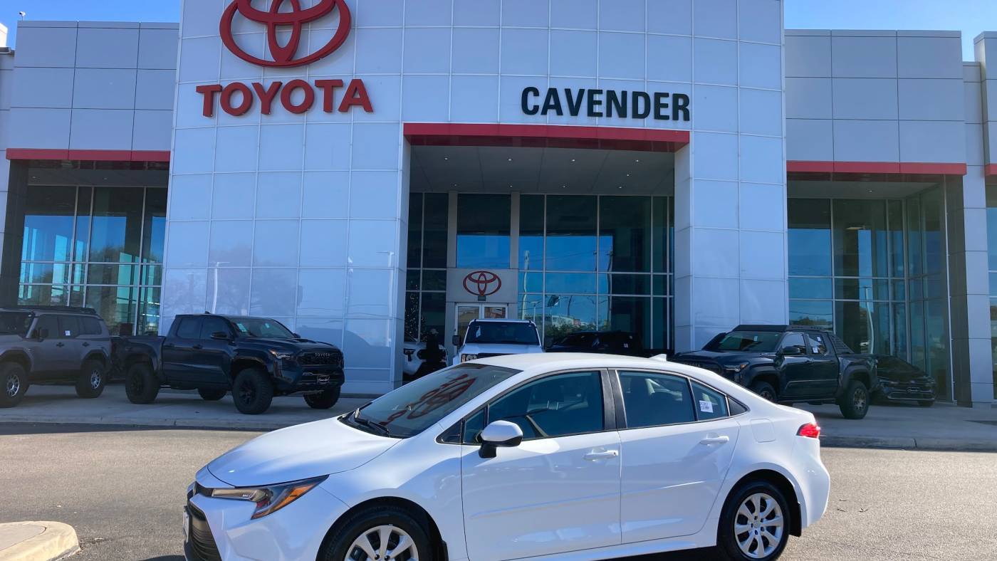 2025 Toyota Corolla LE — Sedan — 976 mi — San Antonio, TX
