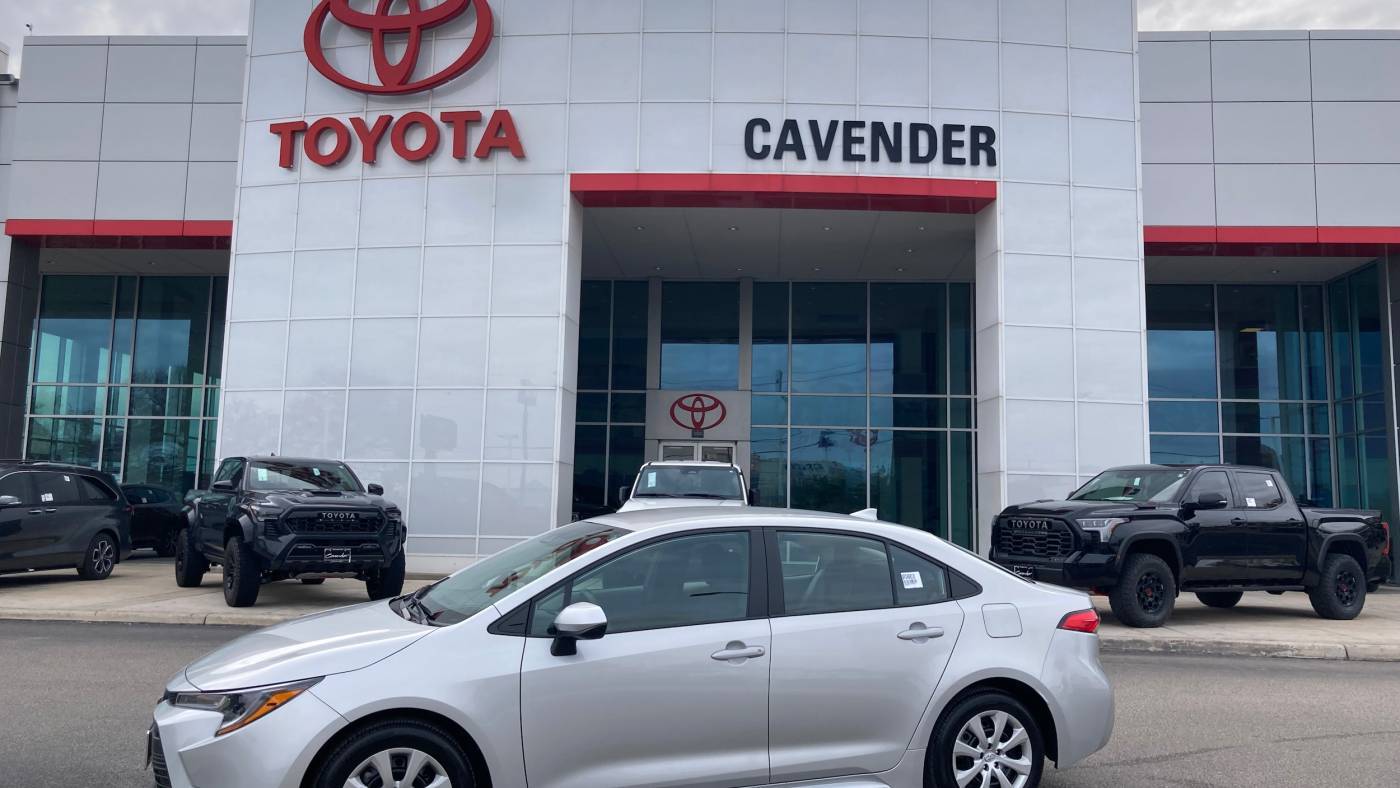 2025 Toyota Corolla LE — Sedan — 207 mi — San Antonio, TX