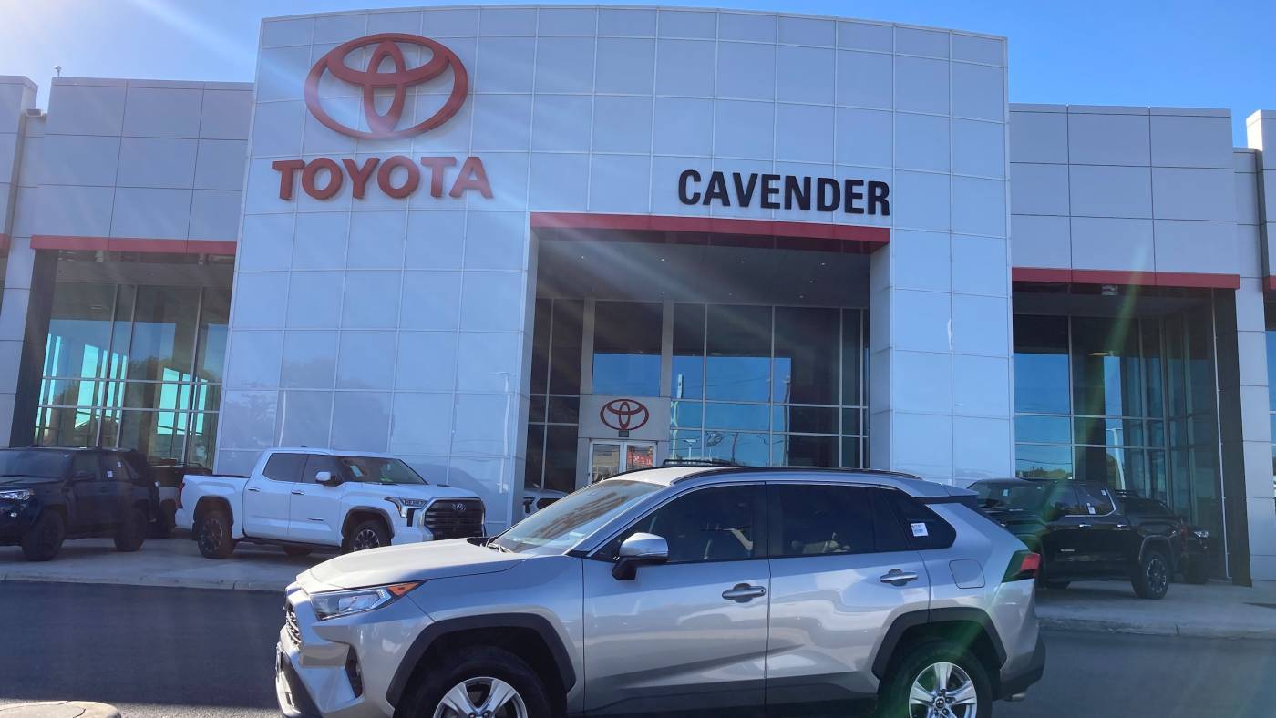 2021 Toyota RAV4 XLE — SUV — 21,235 mi — San Antonio, TX