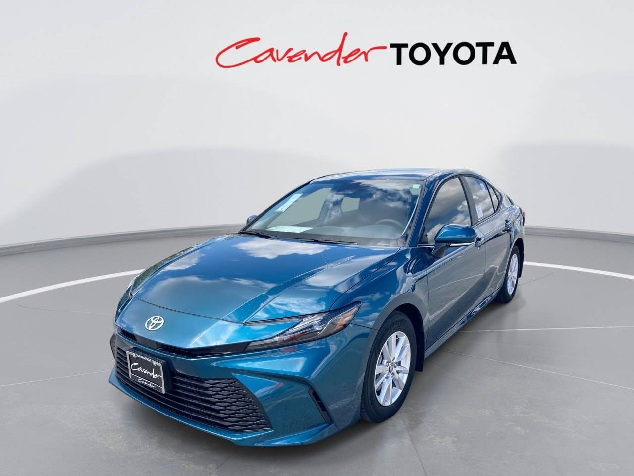 2025 Toyota Camry Hybrid LE — Sedan — 3,502 mi — San Antonio, TX