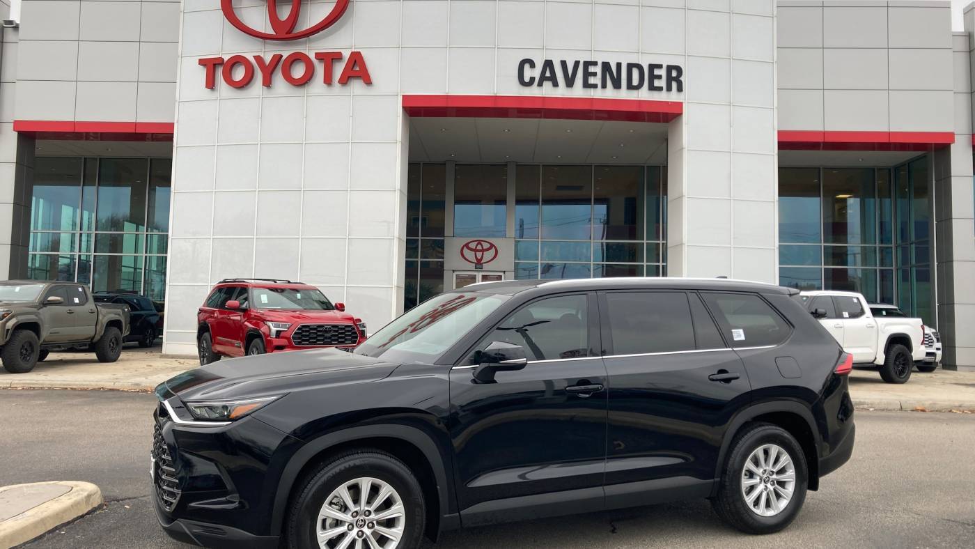 2024 Toyota Grand Highlander XLE — SUV — 17,152 mi — San Antonio, TX