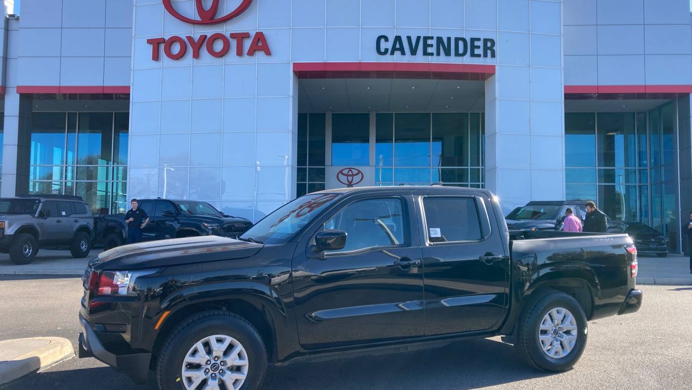 2023 Nissan Frontier SV — Pickup Truck — 30,138 mi — San Antonio, TX