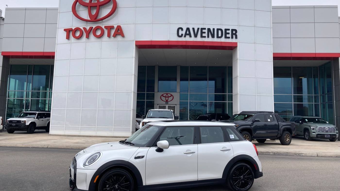 2024 MINI Hardtop Cooper S — Hatchback — 25,960 mi — San Antonio, TX
