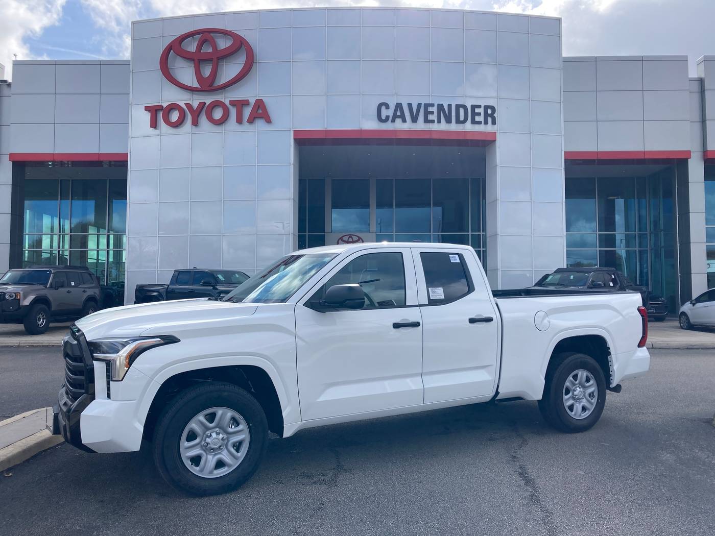 2025 Toyota Tundra SR — Pickup Truck — 658 mi — San Antonio, TX