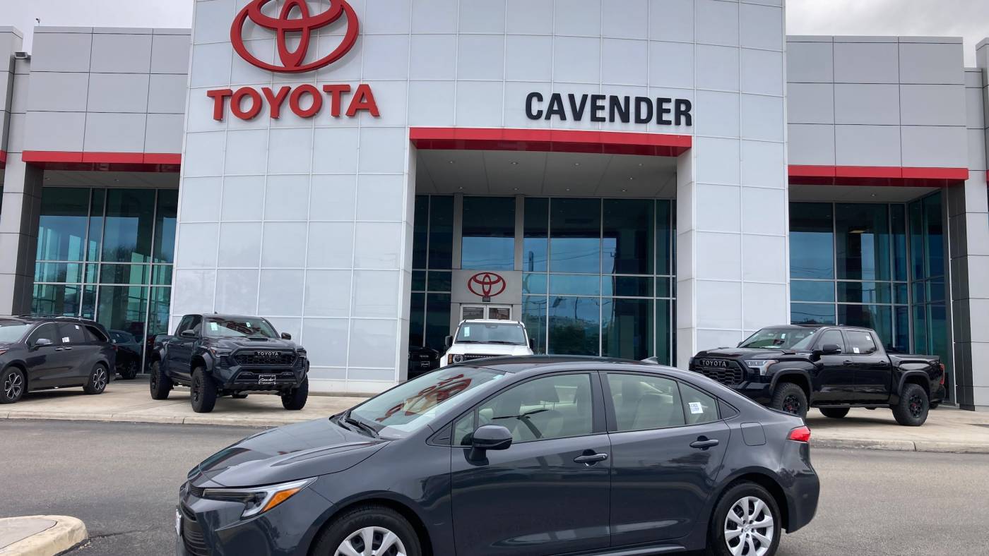 2024 Toyota Corolla Hybrid LE — Sedan — 4,983 mi — San Antonio, TX