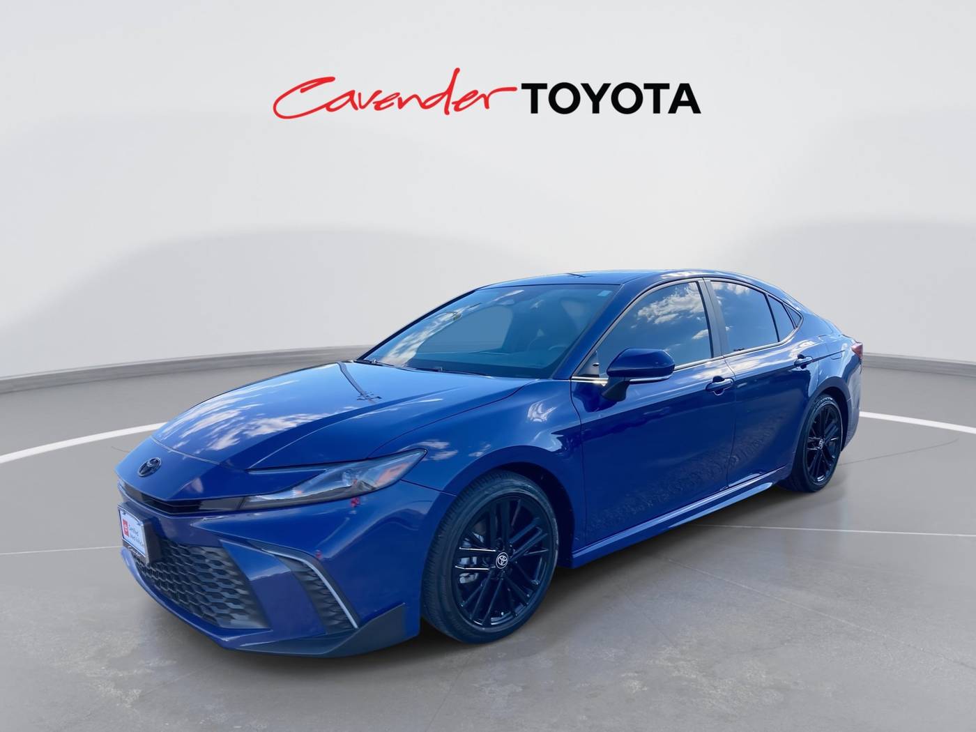 2025 Toyota Camry Hybrid SE — Sedan — 24,100 mi — San Antonio, TX