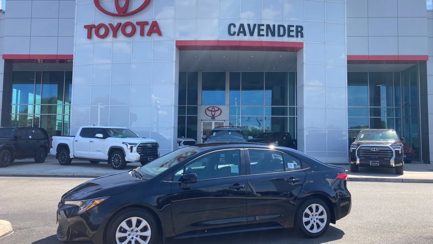 2024 Toyota Corolla LE — Sedan — 13,885 mi — San Antonio, TX