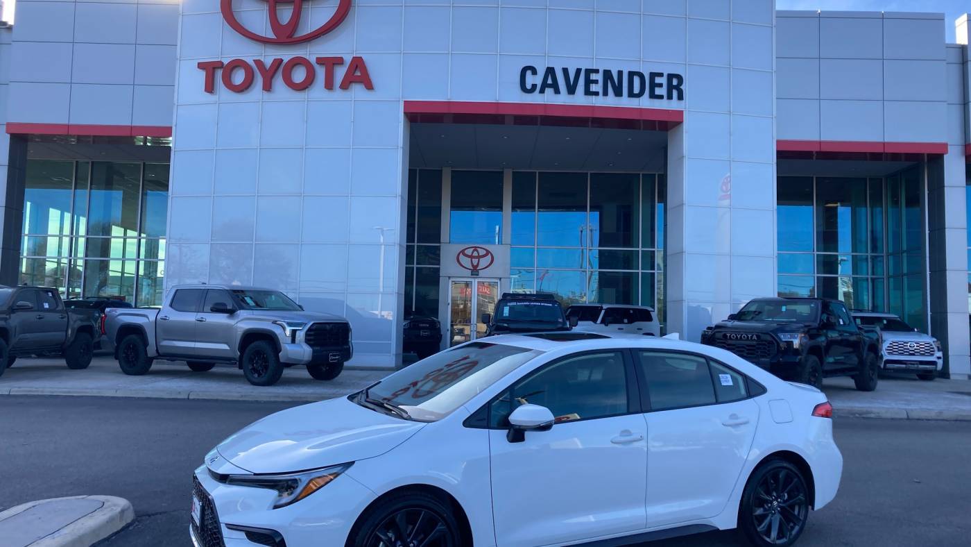 2025 Toyota Corolla Hybrid SE — Sedan — 207 mi — San Antonio, TX