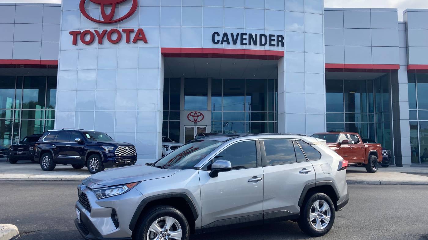 2020 Toyota RAV4 XLE — SUV — 61,386 mi — San Antonio, TX