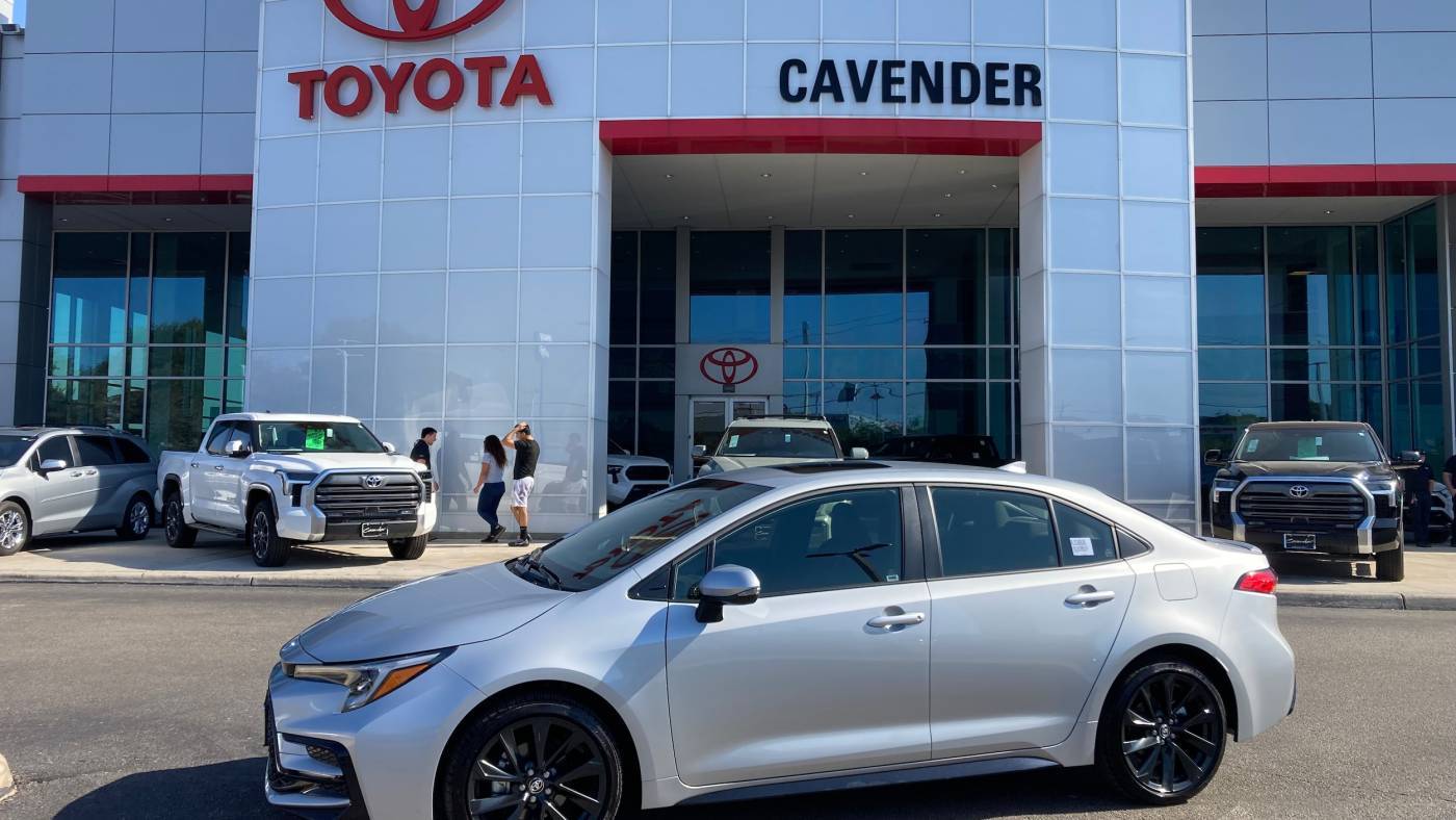 2024 Toyota Corolla Hybrid SE — Sedan — 16,665 mi — San Antonio, TX