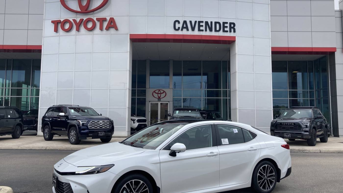 2025 Toyota Camry XSE — Sedan — 5,235 mi — San Antonio, TX