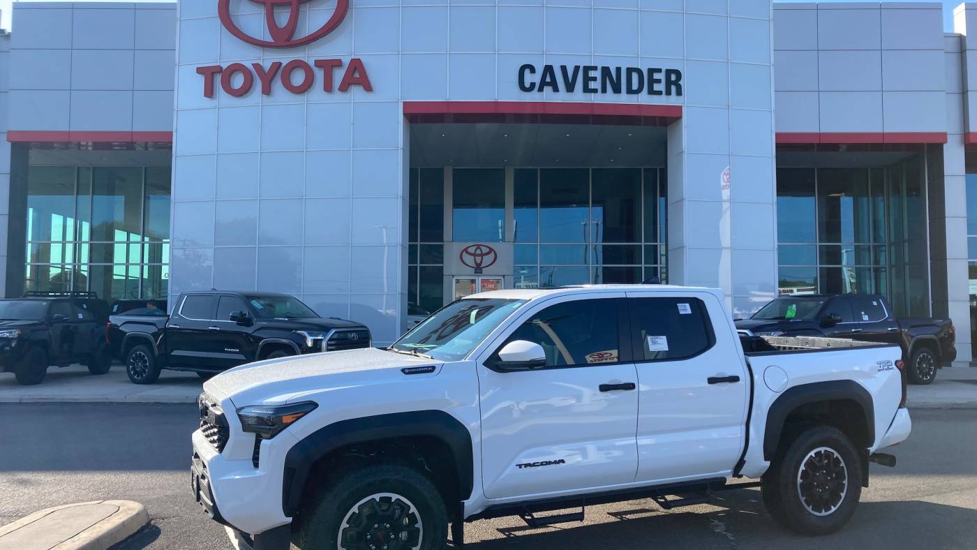 2024 Toyota Tacoma TRD Off Road Hybrid — Pickup Truck — 8,494 mi — San Antonio, TX