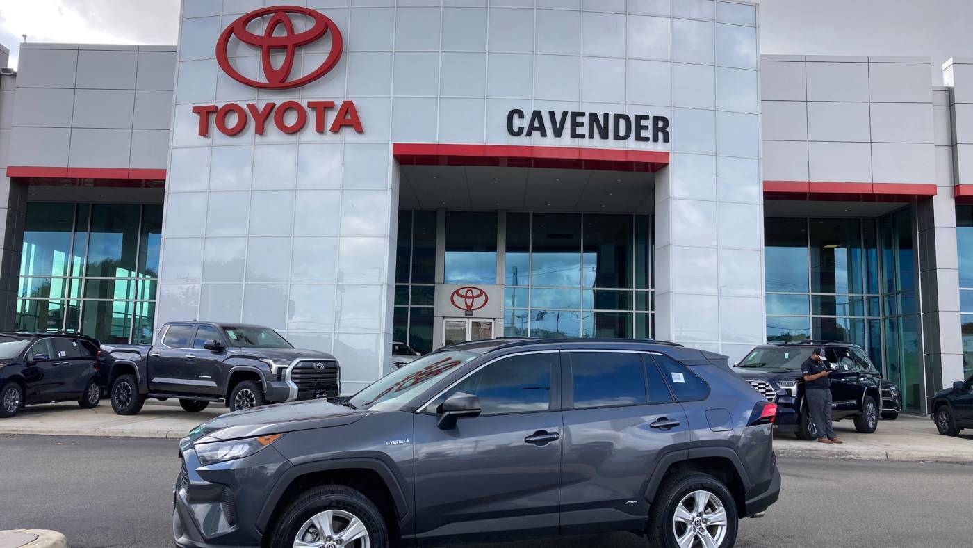 2021 Toyota RAV4 Hybrid LE — SUV — 20,694 mi — San Antonio, TX