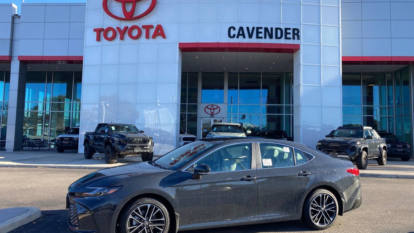 2025 Toyota Camry XSE — Sedan — 733 mi — San Antonio, TX