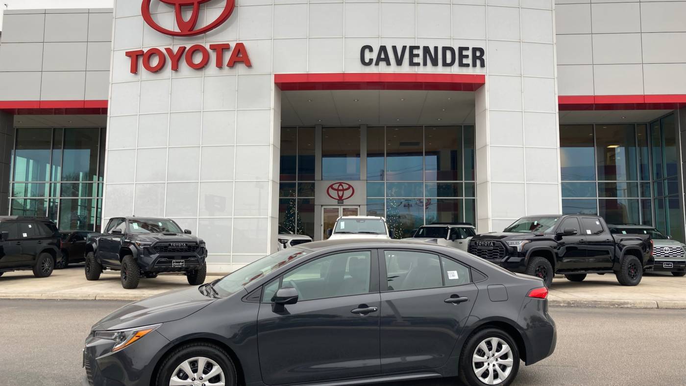 2025 Toyota Corolla LE — Sedan — 207 mi — San Antonio, TX