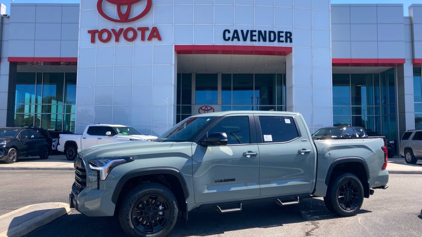 2025 Toyota Tundra SR5 — Pickup Truck — 6,327 mi — San Antonio, TX