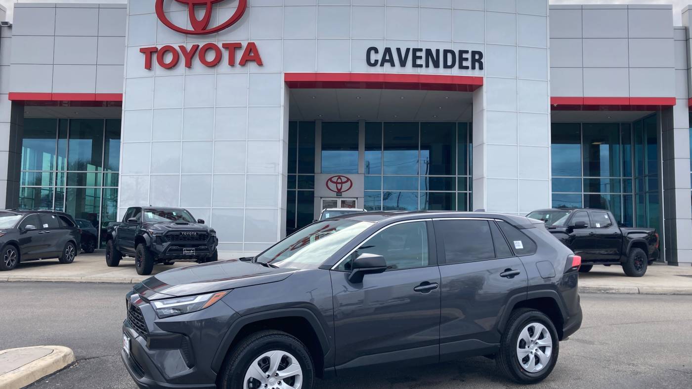 2025 Toyota RAV4 LE — SUV — 207 mi — San Antonio, TX