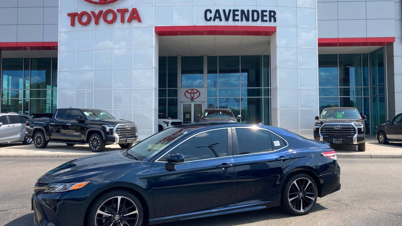 2020 Toyota Camry SE — Sedan — 46,162 mi — San Antonio, TX