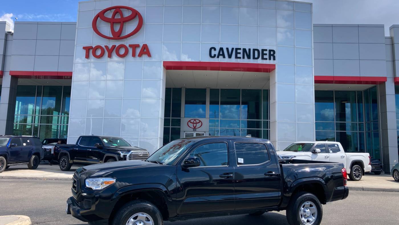 2022 Toyota Tacoma SR — Pickup Truck — 28,542 mi — San Antonio, TX