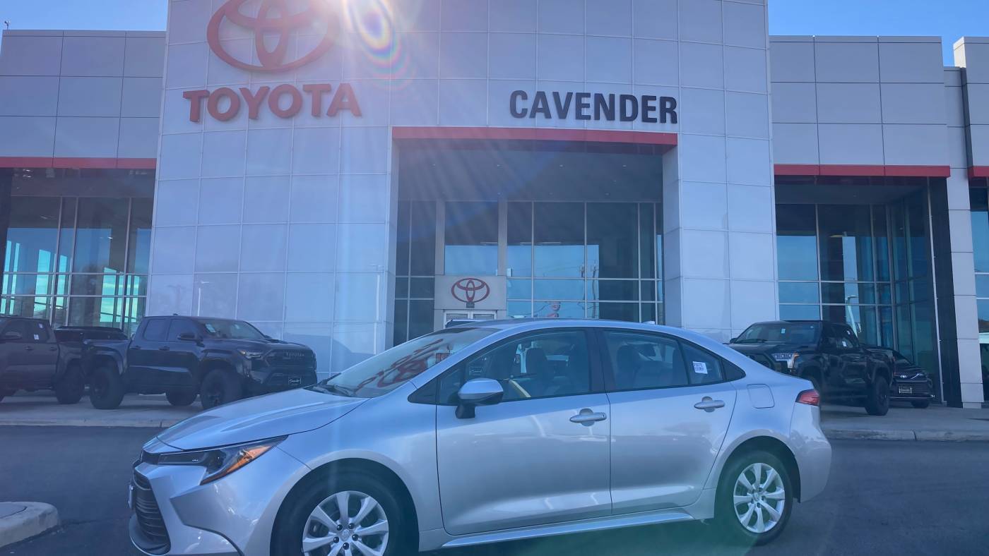 2025 Toyota Corolla LE — Sedan — 207 mi — San Antonio, TX