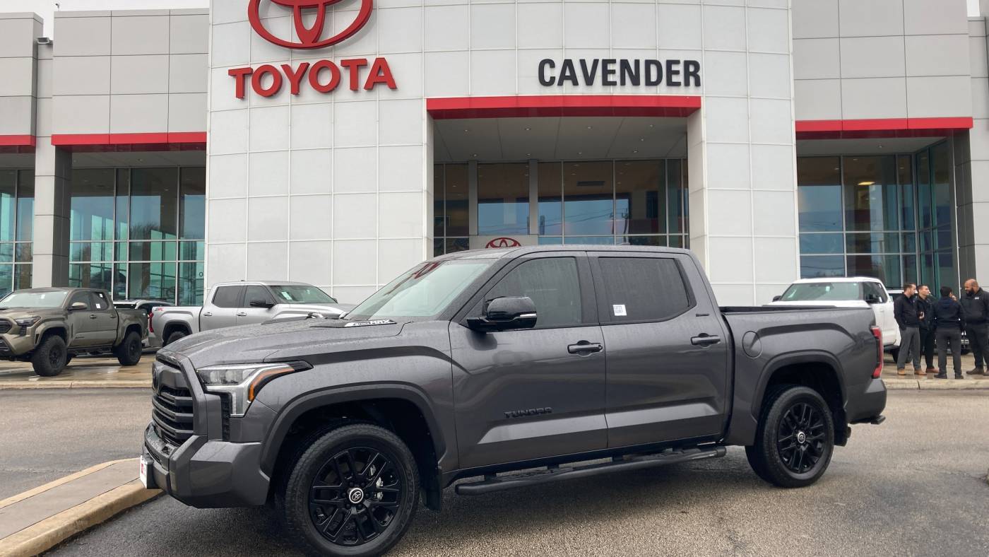 2024 Toyota Tundra Hybrid Limited — Pickup Truck — 19,939 mi — San Antonio, TX