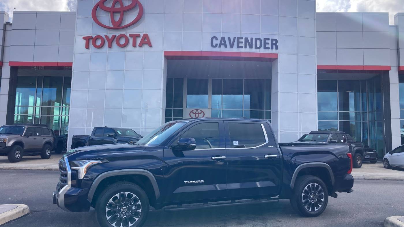 2024 Toyota Tundra Limited — Pickup Truck — 13,402 mi — San Antonio, TX