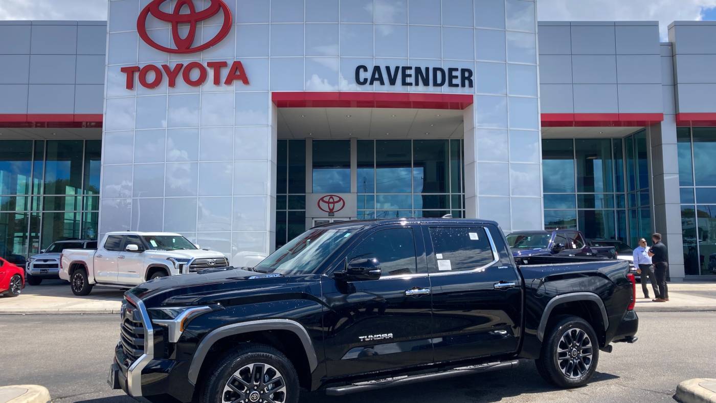 2024 Toyota Tundra Hybrid Limited — Pickup Truck — 20,707 mi — San Antonio, TX