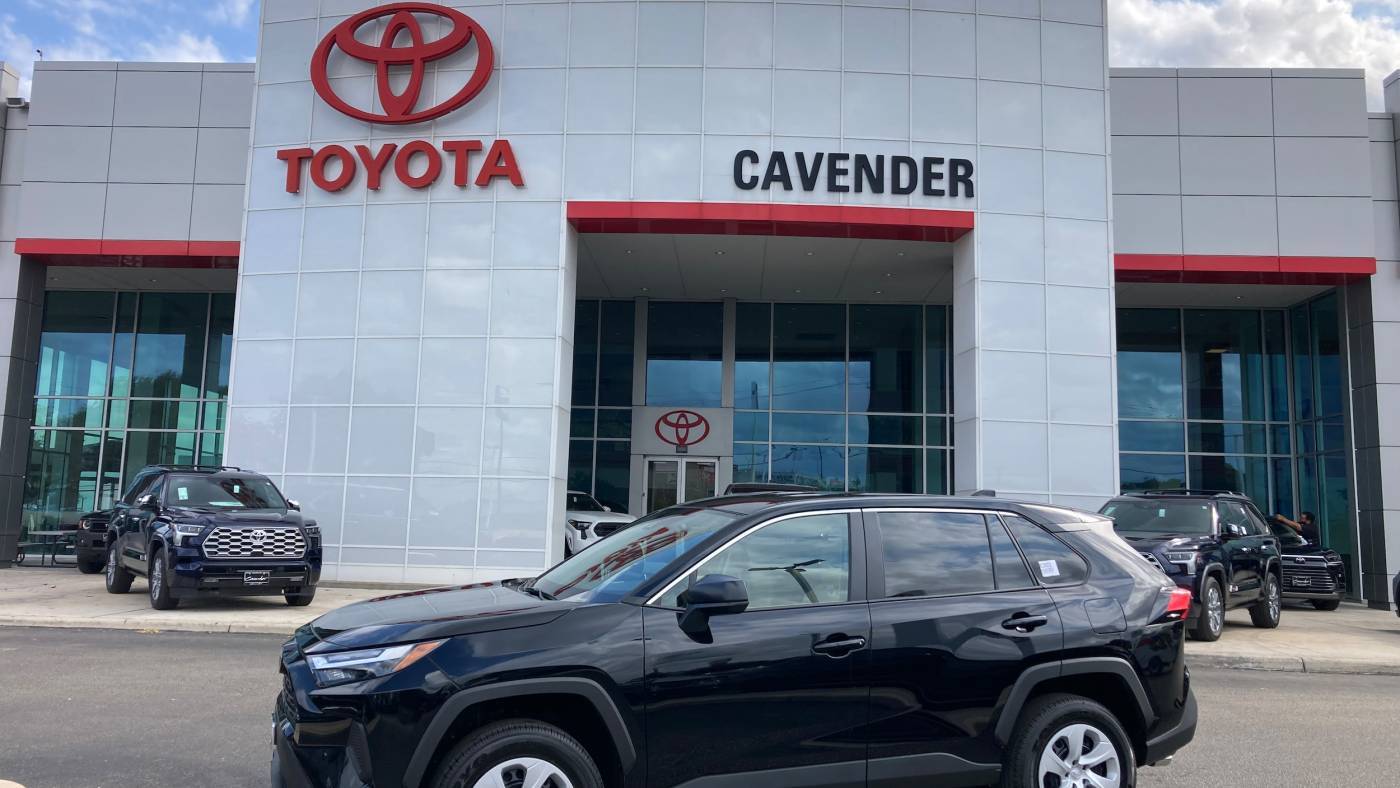 2024 Toyota RAV4 LE — SUV — 207 mi — San Antonio, TX