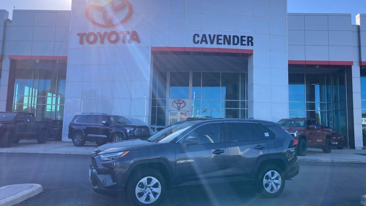 2024 Toyota RAV4 LE — SUV — 14,230 mi — San Antonio, TX