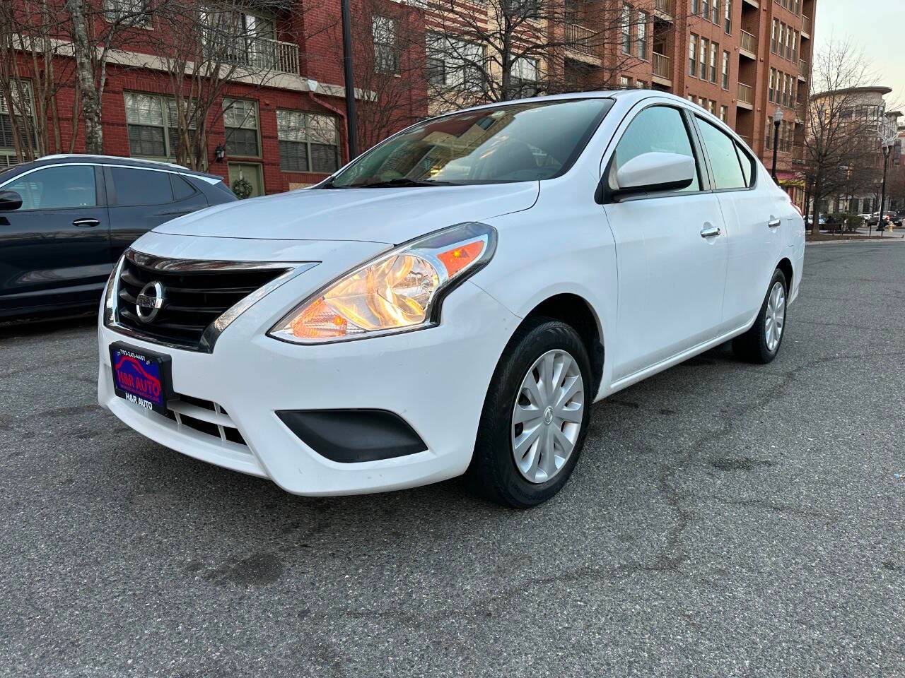 2019 Nissan Versa SV — Sedan — 94,485 mi — Arlington, VA