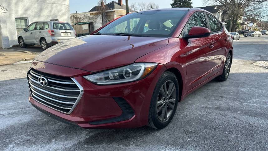 2017 Hyundai Elantra SE — Sedan — 116,968 mi — Arlington, VA
