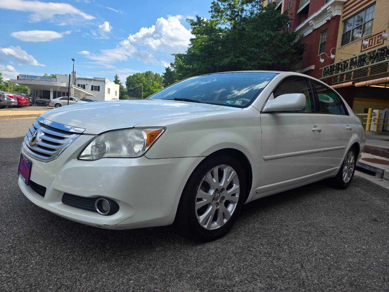 2008 Toyota Avalon XLS — Sedan — 120,996 mi — Arlington, VA