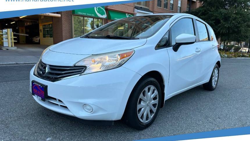2015 Nissan Versa 1.6 SV — Hatchback — 79,334 mi — Arlington, VA