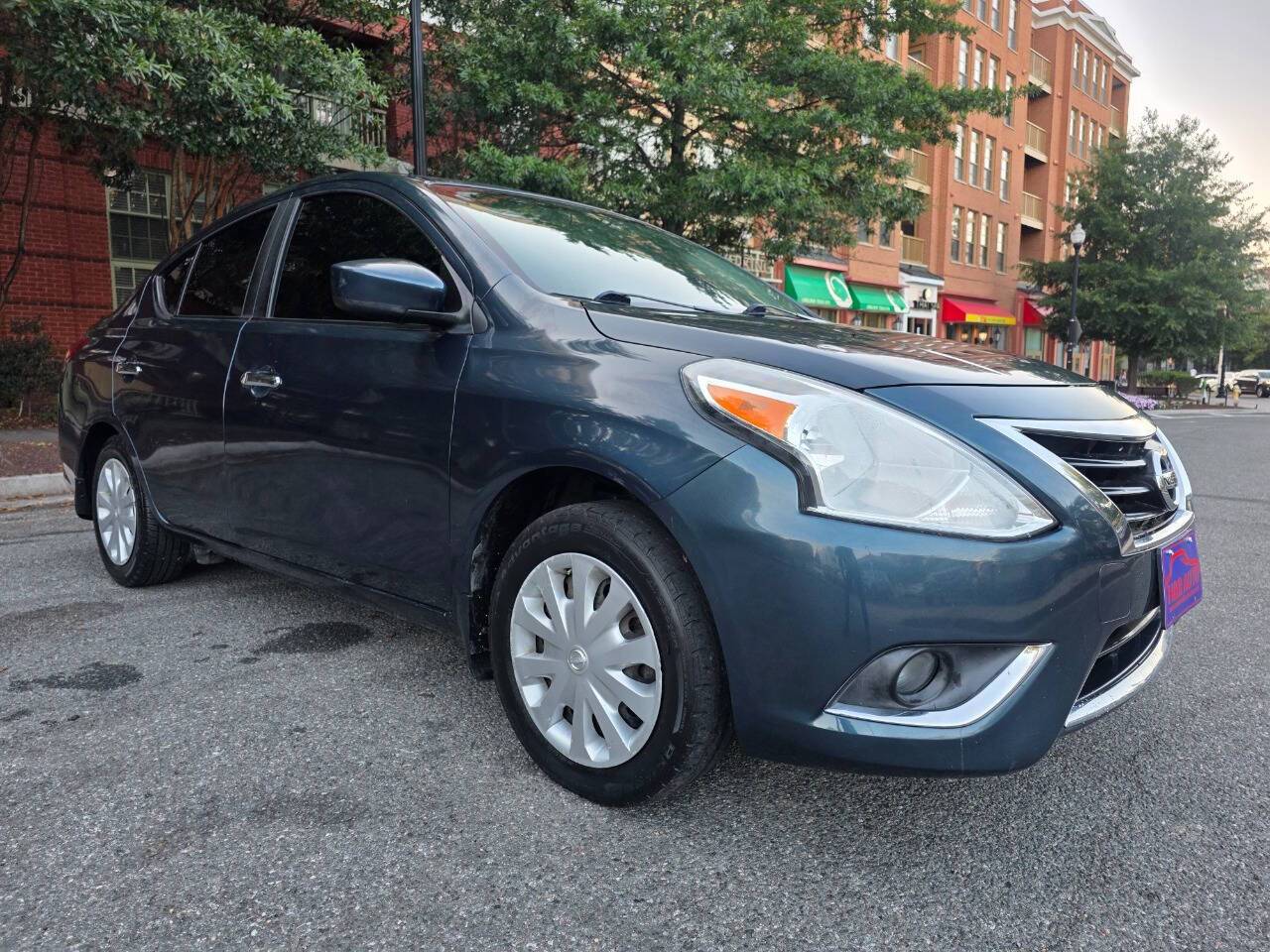 2016 Nissan Versa 1.6 SV