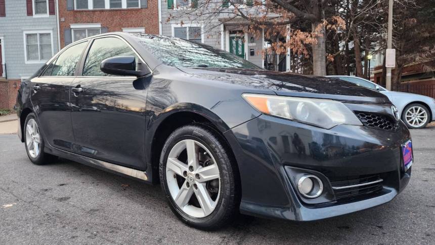2012 Toyota Camry SE — Sedan — 150,061 mi — Arlington, VA