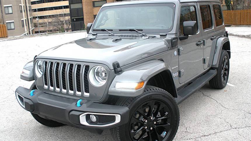 2023 Jeep Wrangler Sahara 4xe — SUV — 7,959 mi — Kansas City, MO