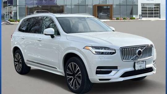 2025 Volvo XC90 Plug-In Hybrid Plus — SUV — 4,800 mi — Glen Cove, NY