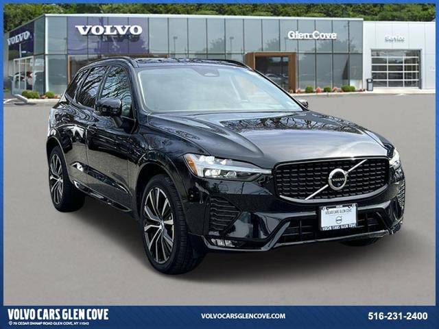 2025 Volvo XC60 Plus — SUV — 3,919 mi — Glen Cove, NY