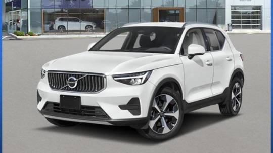 2025 Volvo XC40 Plus — SUV — 5,546 mi — Glen Cove, NY